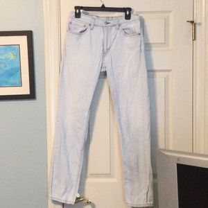 Very light washed Levi's Jeans